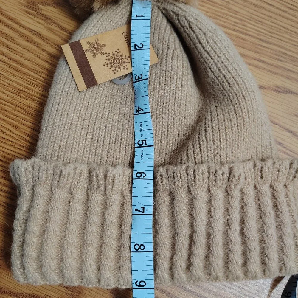 Womens Knit Pom-Pom Beanie‎ OS Tan Brown Fleece Lined Winter Ski Lodge Normcore